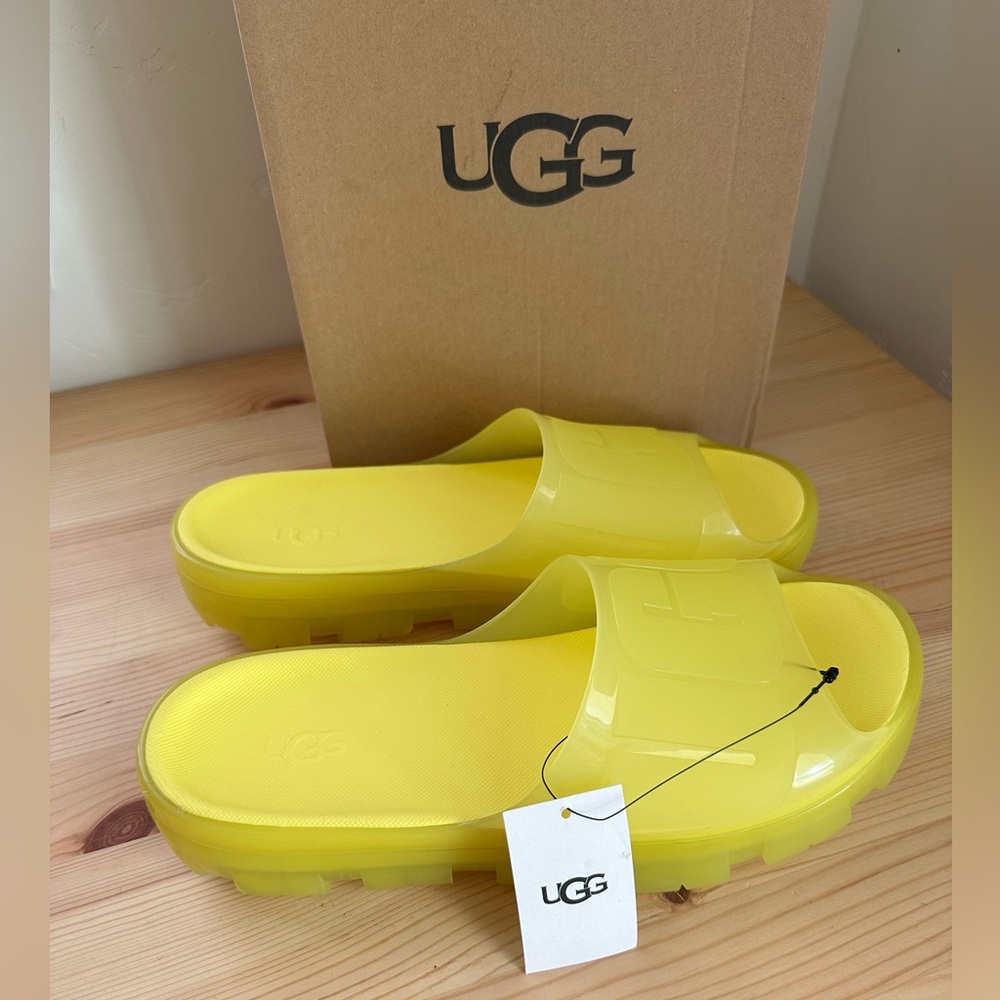 UGG Vibrant Yellow Jella Clear Slides size 9 Euro 40 New